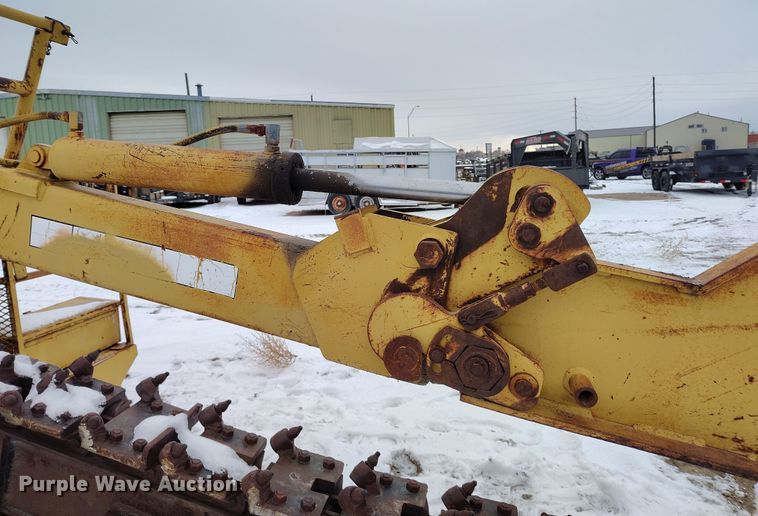 image for item DV6691 1980 Vermeer  T600D trencher