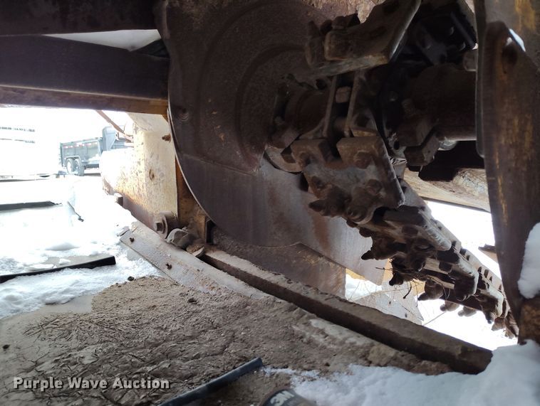 image for item DV6691 1980 Vermeer  T600D trencher