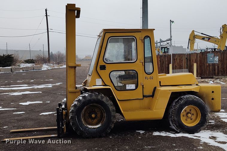 image for item DV6693 1979 Clark IT80 forklift