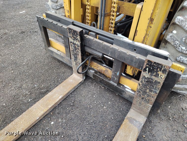 image for item DV6693 1979 Clark IT80 forklift