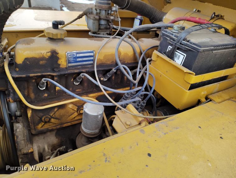 image for item DV6693 1979 Clark IT80 forklift