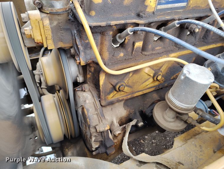 image for item DV6693 1979 Clark IT80 forklift