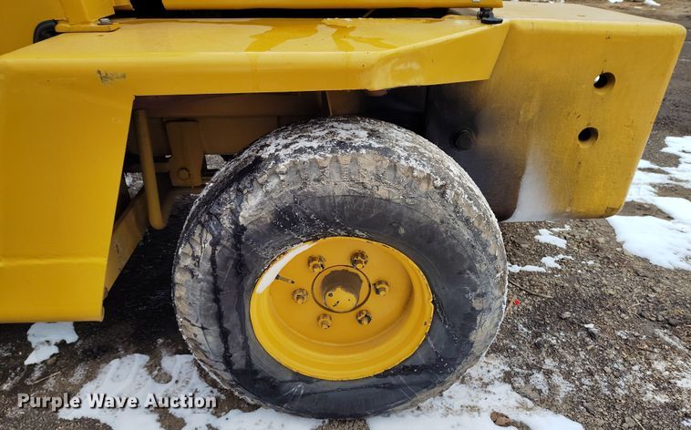 image for item DV6693 1979 Clark IT80 forklift