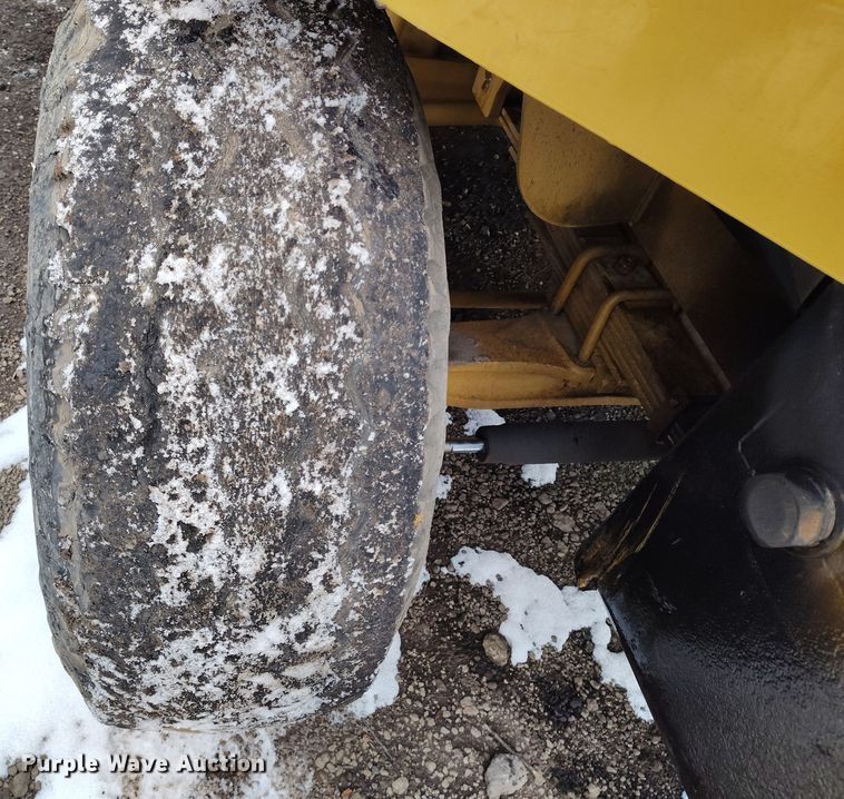 image for item DV6693 1979 Clark IT80 forklift