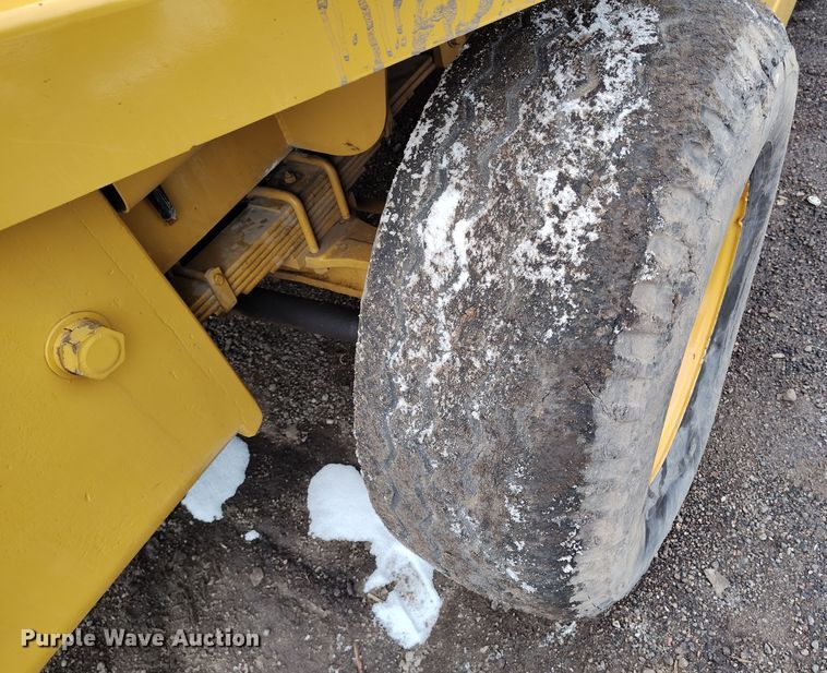 image for item DV6693 1979 Clark IT80 forklift