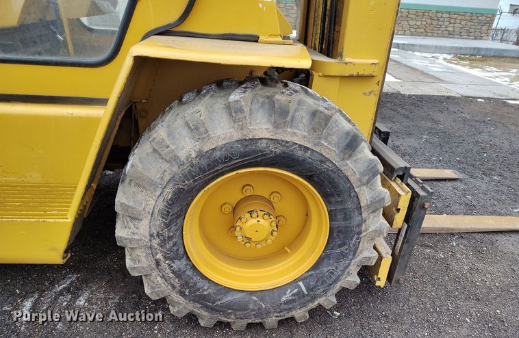 image for item DV6693 1979 Clark IT80 forklift