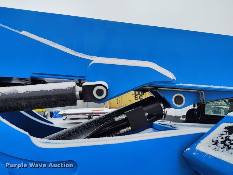 image for item DV6697 2014 Genie  GTH844 telehandler