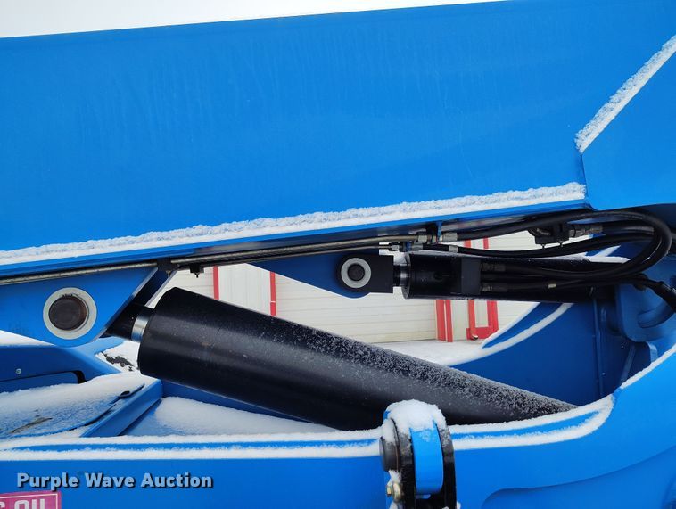 image for item DV6697 2014 Genie  GTH844 telehandler