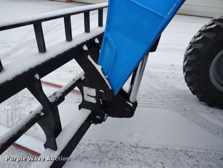 image for item DV6697 2014 Genie  GTH844 telehandler