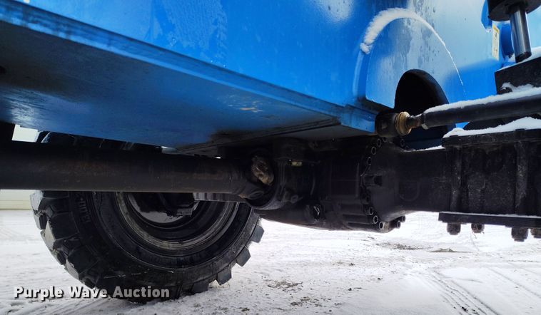 image for item DV6697 2014 Genie  GTH844 telehandler