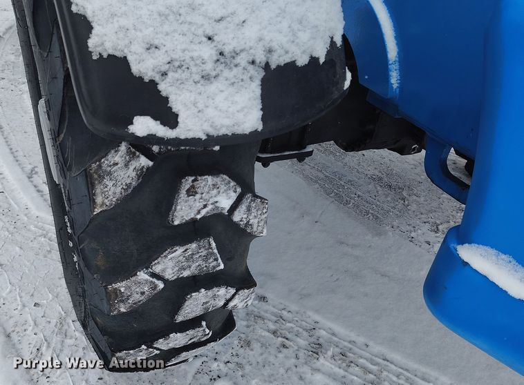 image for item DV6697 2014 Genie  GTH844 telehandler