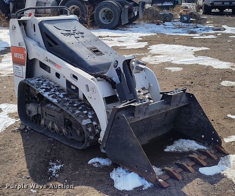 image for item DV6699 2020 Bobcat MT55 compact utility loader