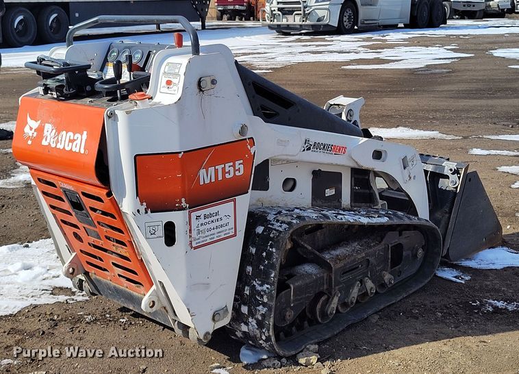 image for item DV6699 2020 Bobcat MT55 compact utility loader