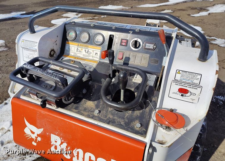 image for item DV6699 2020 Bobcat MT55 compact utility loader