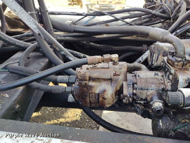 image for item DV6701 2006 International Paystar 5500i ready mix truck