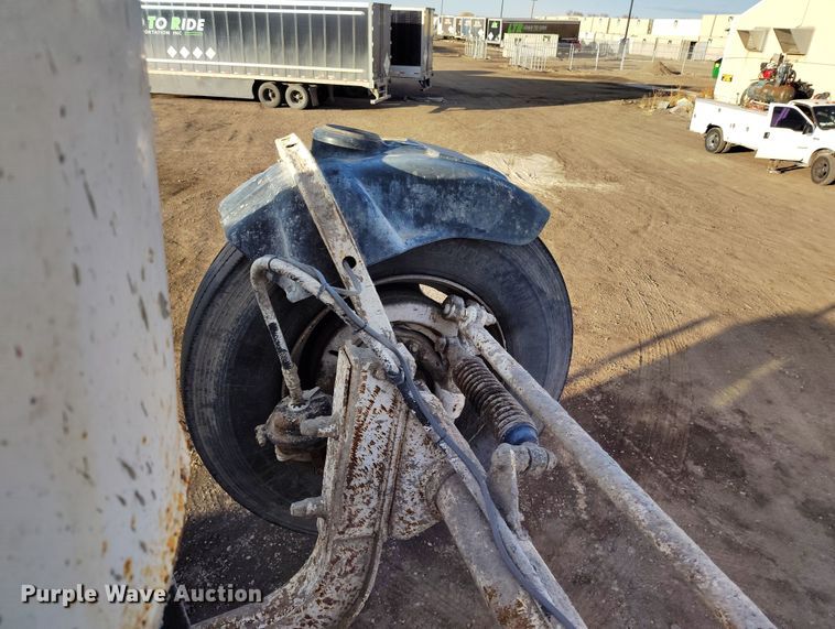 image for item DV6701 2006 International Paystar 5500i ready mix truck