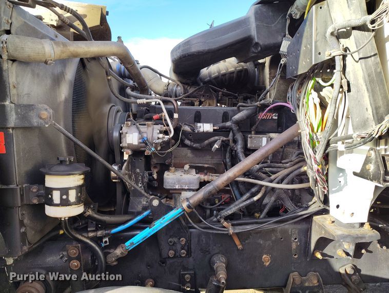 image for item DV6701 2006 International Paystar 5500i ready mix truck