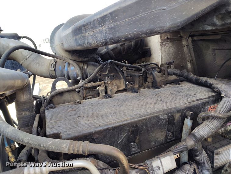 image for item DV6701 2006 International Paystar 5500i ready mix truck