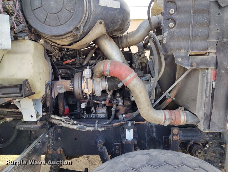 image for item DV6701 2006 International Paystar 5500i ready mix truck