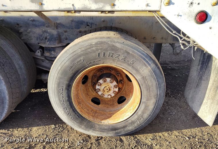 image for item DV6701 2006 International Paystar 5500i ready mix truck