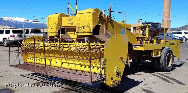 image for item DV6704 Etnyre chip spreader