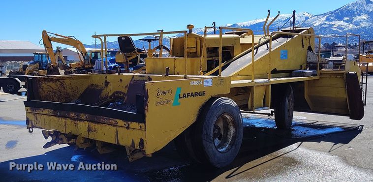 image for item DV6704 Etnyre chip spreader