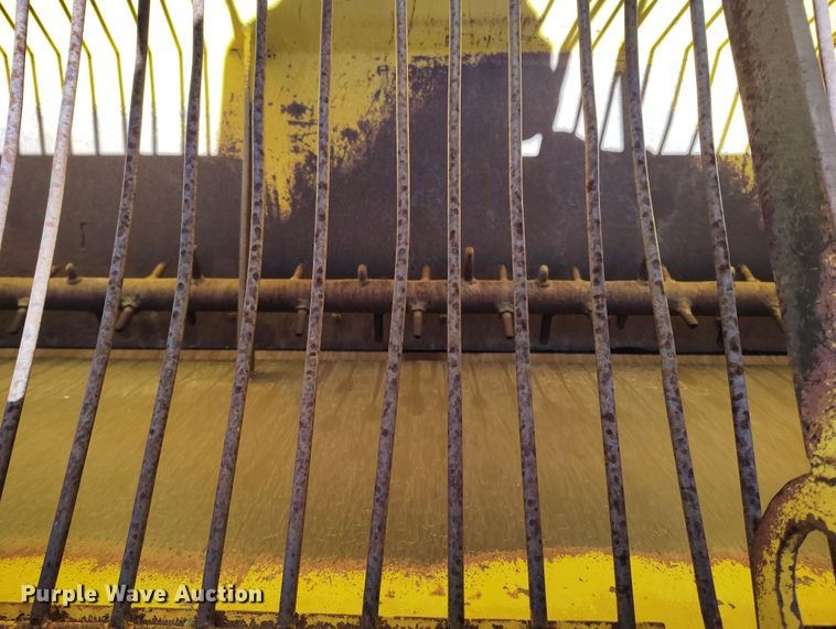 image for item DV6704 Etnyre chip spreader