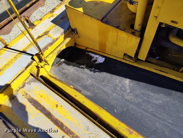 image for item DV6704 Etnyre chip spreader