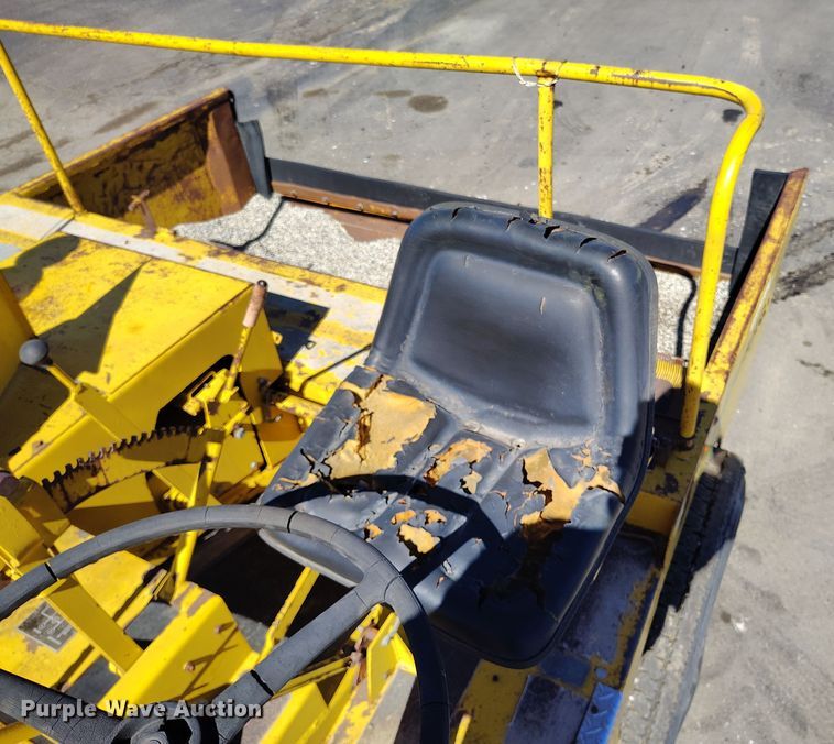 image for item DV6704 Etnyre chip spreader