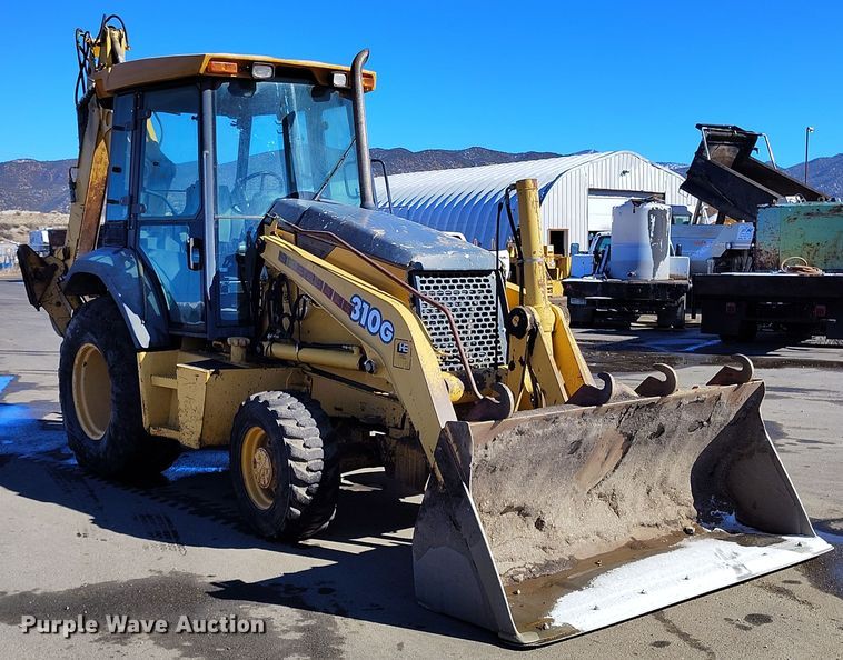 image for item DV6705 2001 John Deere 310G backhoe