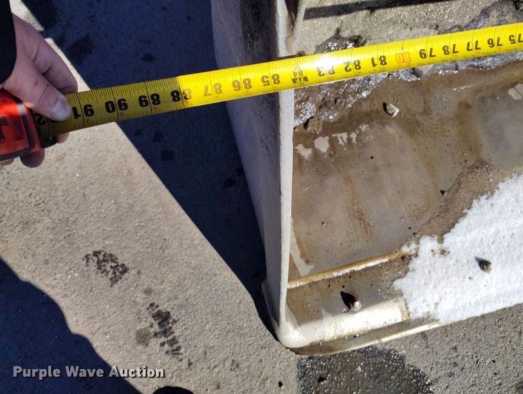 image for item DV6705 2001 John Deere 310G backhoe