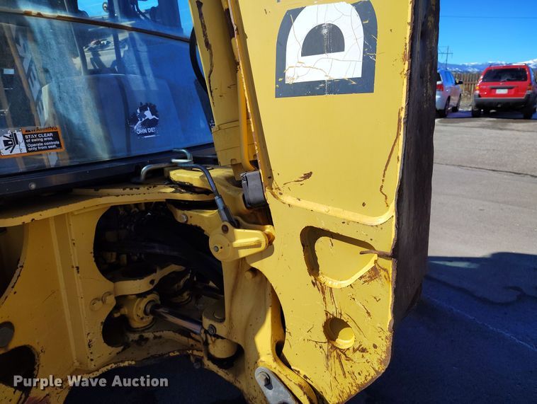 image for item DV6705 2001 John Deere 310G backhoe