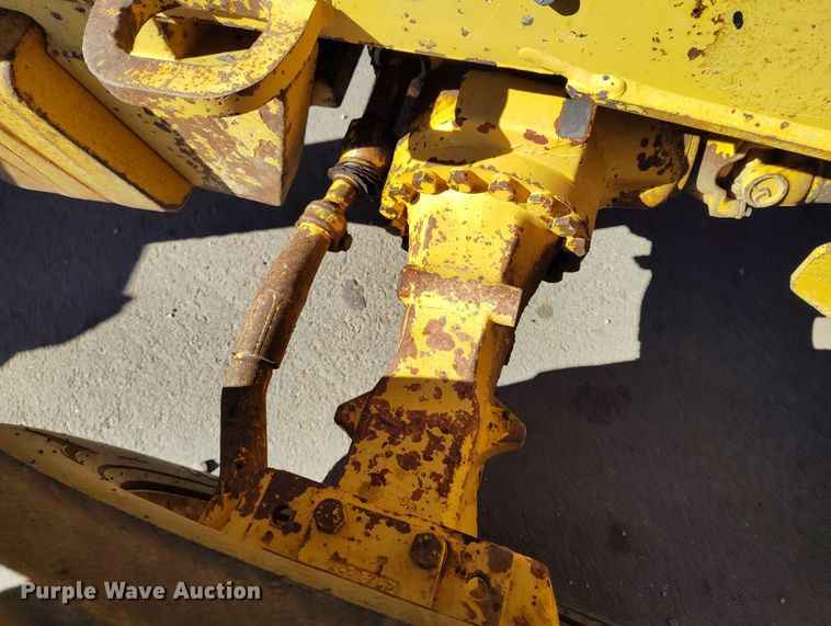 image for item DV6705 2001 John Deere 310G backhoe