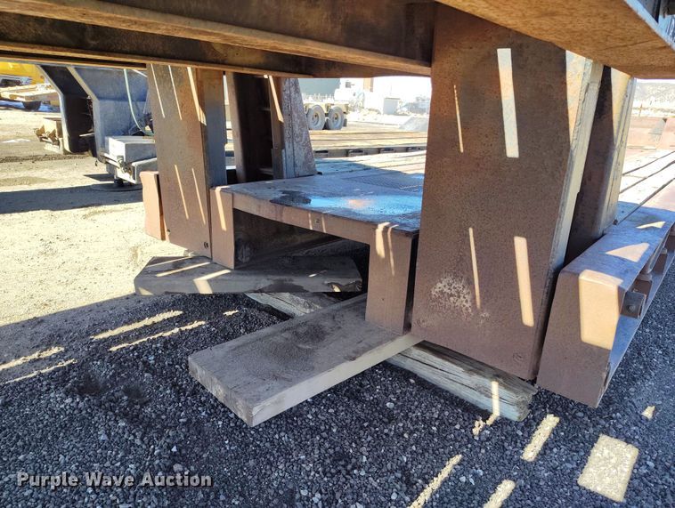 image for item DV6707 1993 Atoka 22 FNE 50 3 lowboy equipment trailer