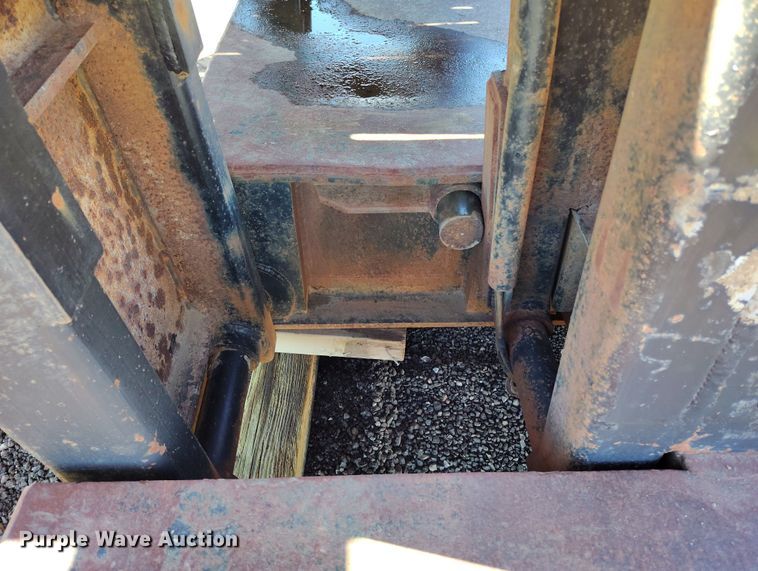 image for item DV6707 1993 Atoka 22 FNE 50 3 lowboy equipment trailer