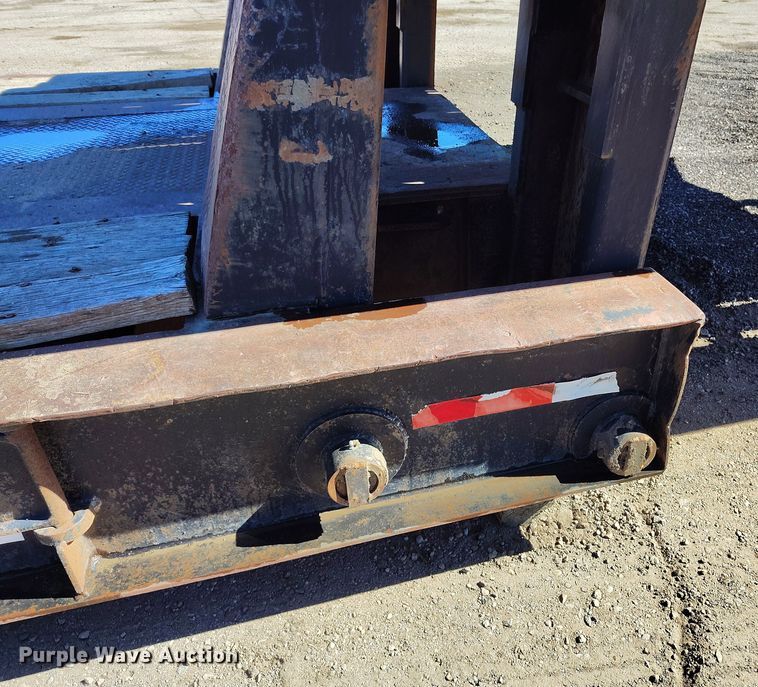 image for item DV6707 1993 Atoka 22 FNE 50 3 lowboy equipment trailer