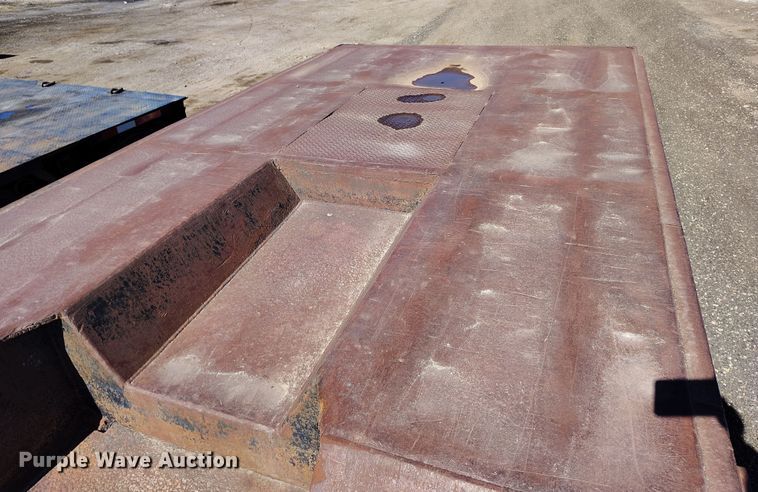 image for item DV6707 1993 Atoka 22 FNE 50 3 lowboy equipment trailer