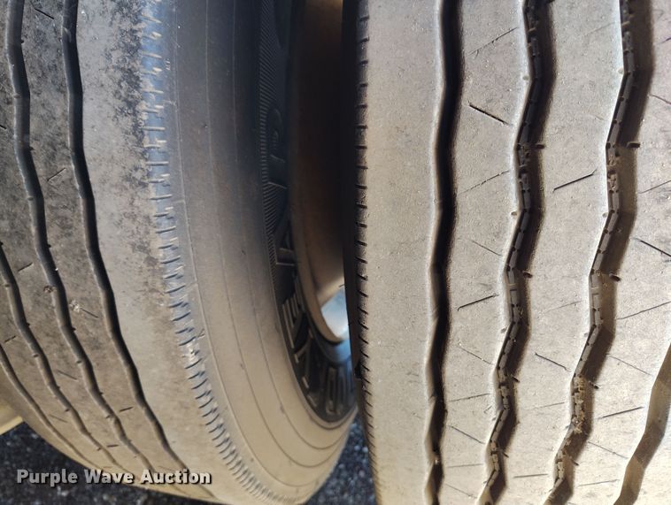 image for item DV6707 1993 Atoka 22 FNE 50 3 lowboy equipment trailer