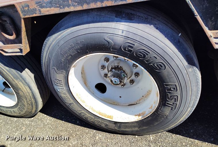 image for item DV6707 1993 Atoka 22 FNE 50 3 lowboy equipment trailer