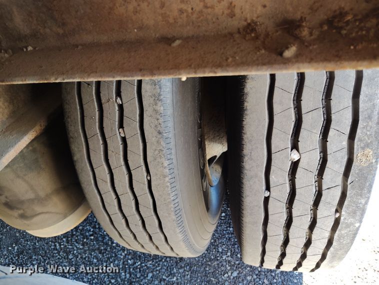 image for item DV6707 1993 Atoka 22 FNE 50 3 lowboy equipment trailer