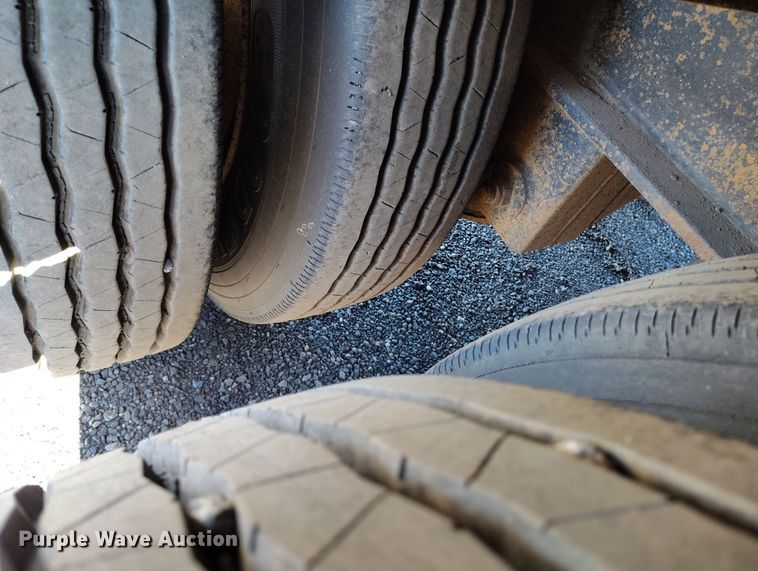 image for item DV6707 1993 Atoka 22 FNE 50 3 lowboy equipment trailer