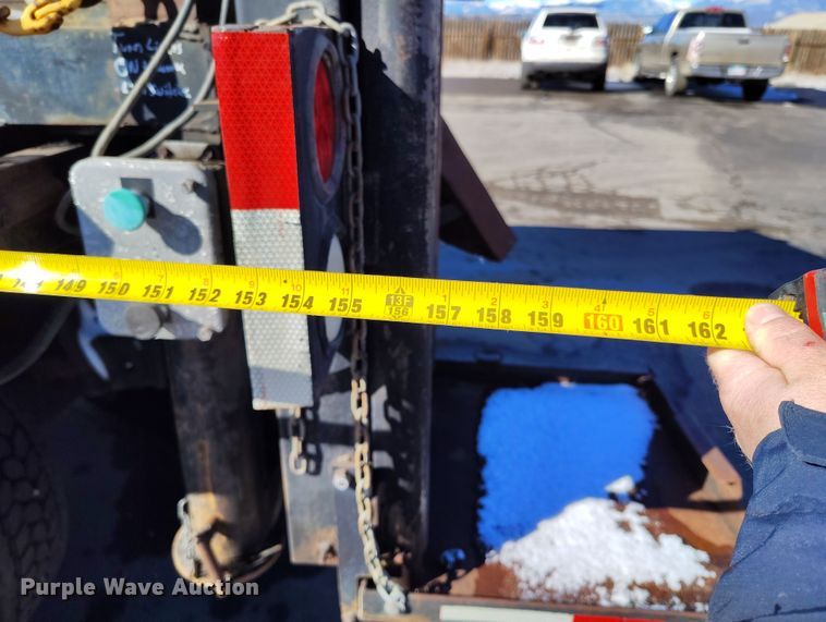 image for item DV6712 1986 International  1754 pothole patcher truck