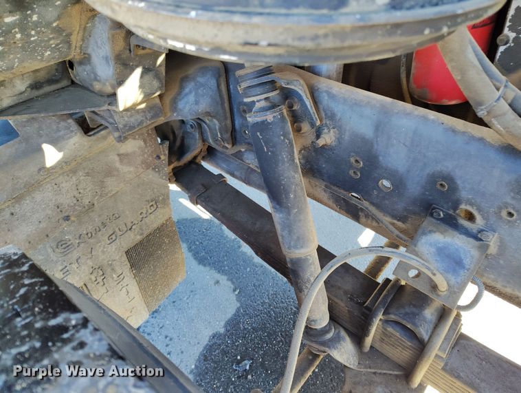 image for item DV6712 1986 International  1754 pothole patcher truck