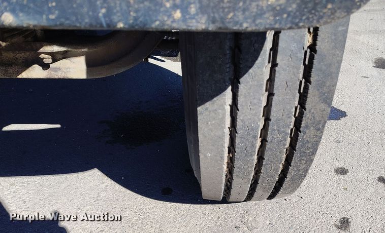 image for item DV6712 1986 International  1754 pothole patcher truck