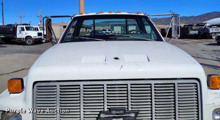 image for item DV6713 1995 Chevrolet Kodiak C5500 flatbed truck