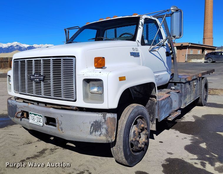 image for item DV6713 1995 Chevrolet Kodiak C5500 flatbed truck