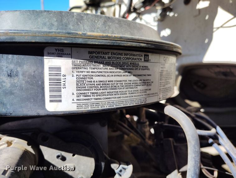 image for item DV6713 1995 Chevrolet Kodiak C5500 flatbed truck