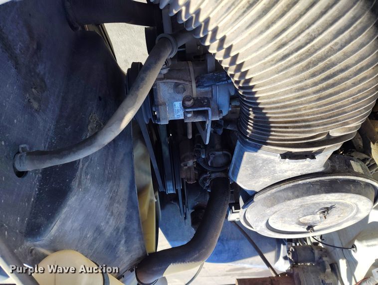 image for item DV6713 1995 Chevrolet Kodiak C5500 flatbed truck