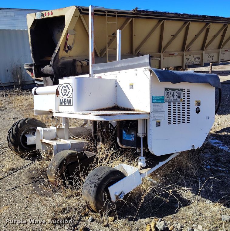 image for item DV6714 MBW CG100 curb machine