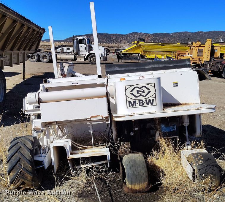 image for item DV6714 MBW CG100 curb machine